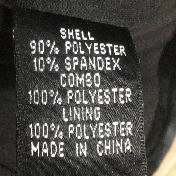 NWTAdrianna Papell  Velvet Evening Essential top. - Picture 7 of 8